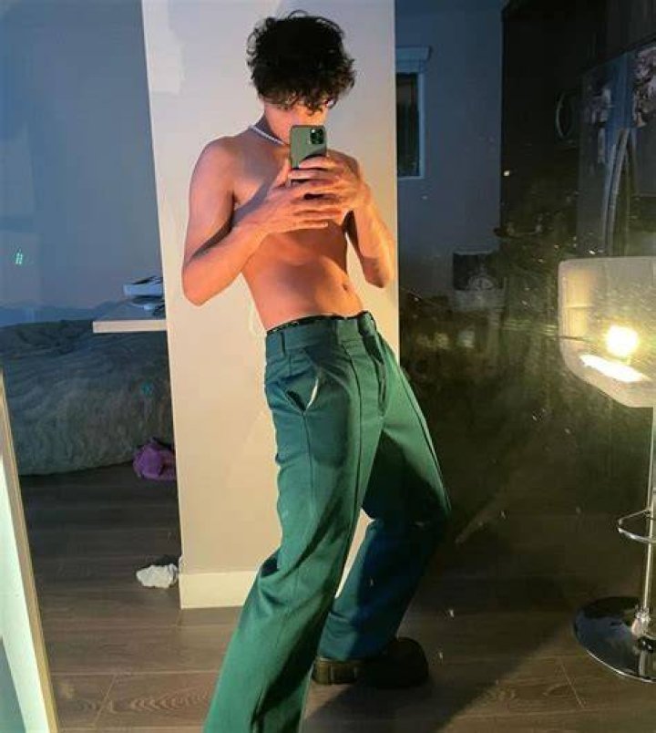 Is Ben Of The Week Gay?