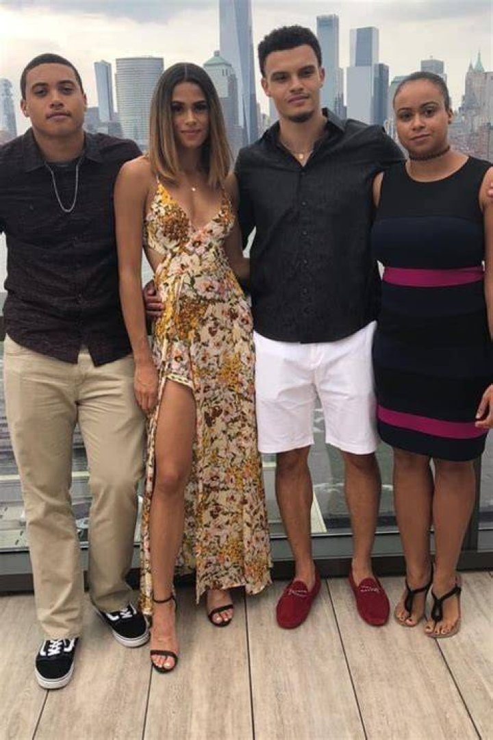 Uncover The Inspiring World Of Sydney McLaughlin's Siblings