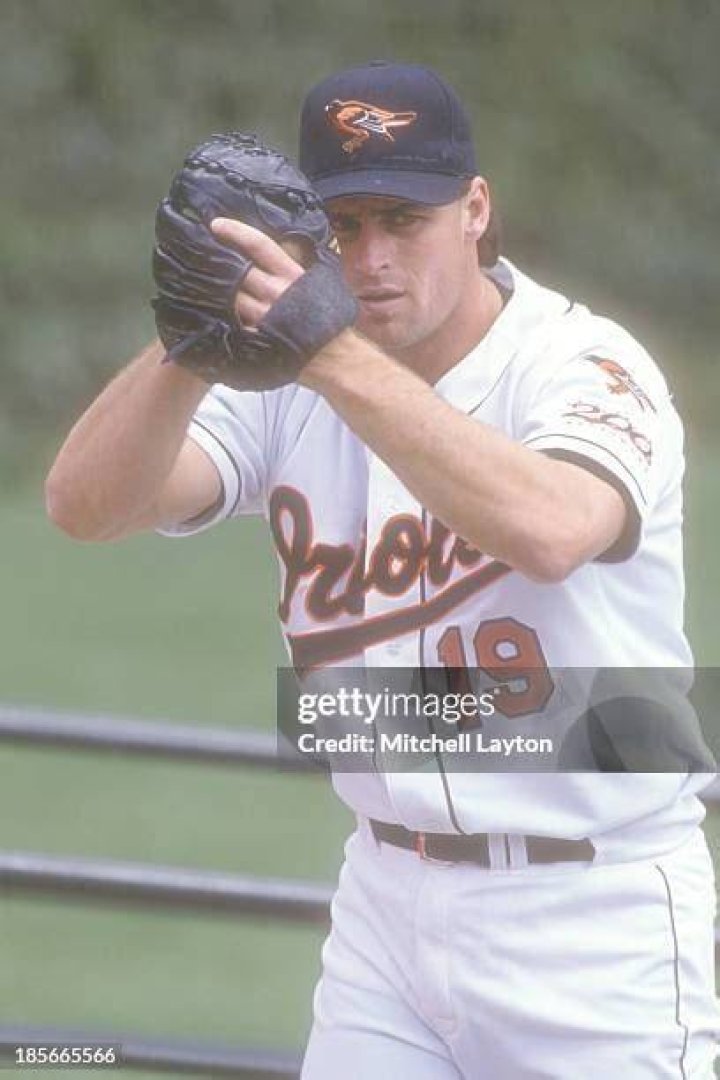 Uncovering The Financial Secrets Of Baseball Legend Scott Erickson