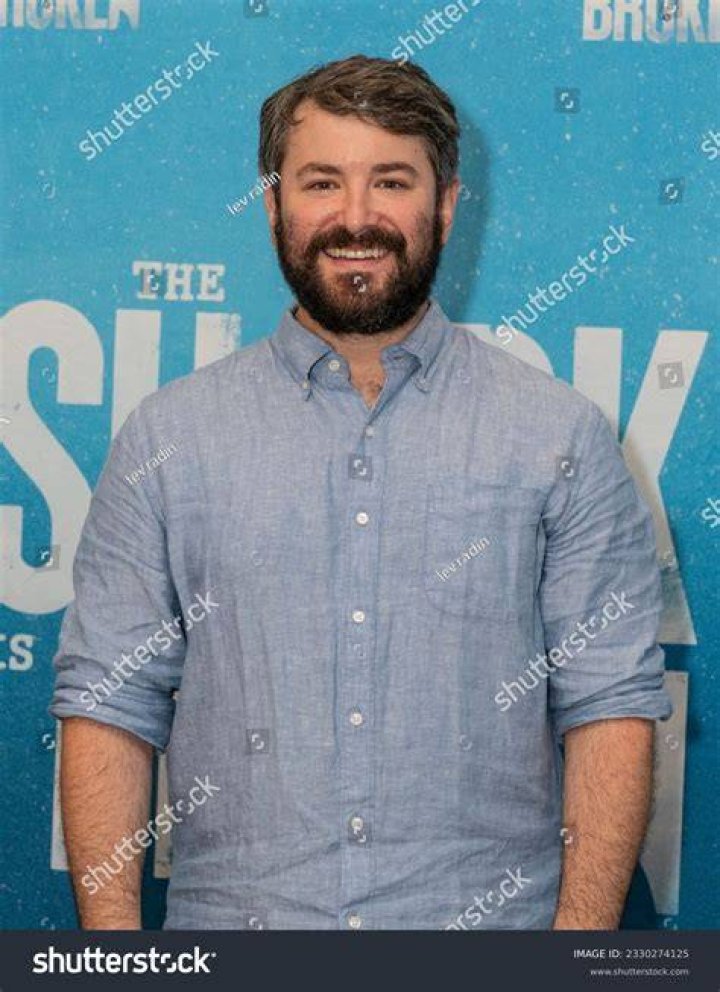 Unveiling The Secrets: Alex Brightman's Height Unraveled